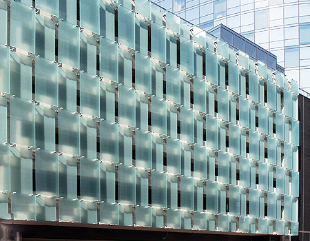 Bendheim’s ventilated glass facades