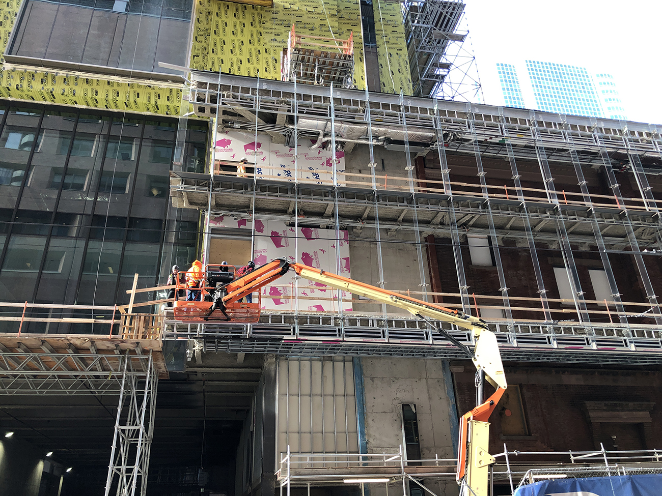 Despite COVID-19 delays, glass fabricator InKan helped complete the revitalization of Massey Hall, an original concert hall from the 1800’s, located in Toronto, Canada.