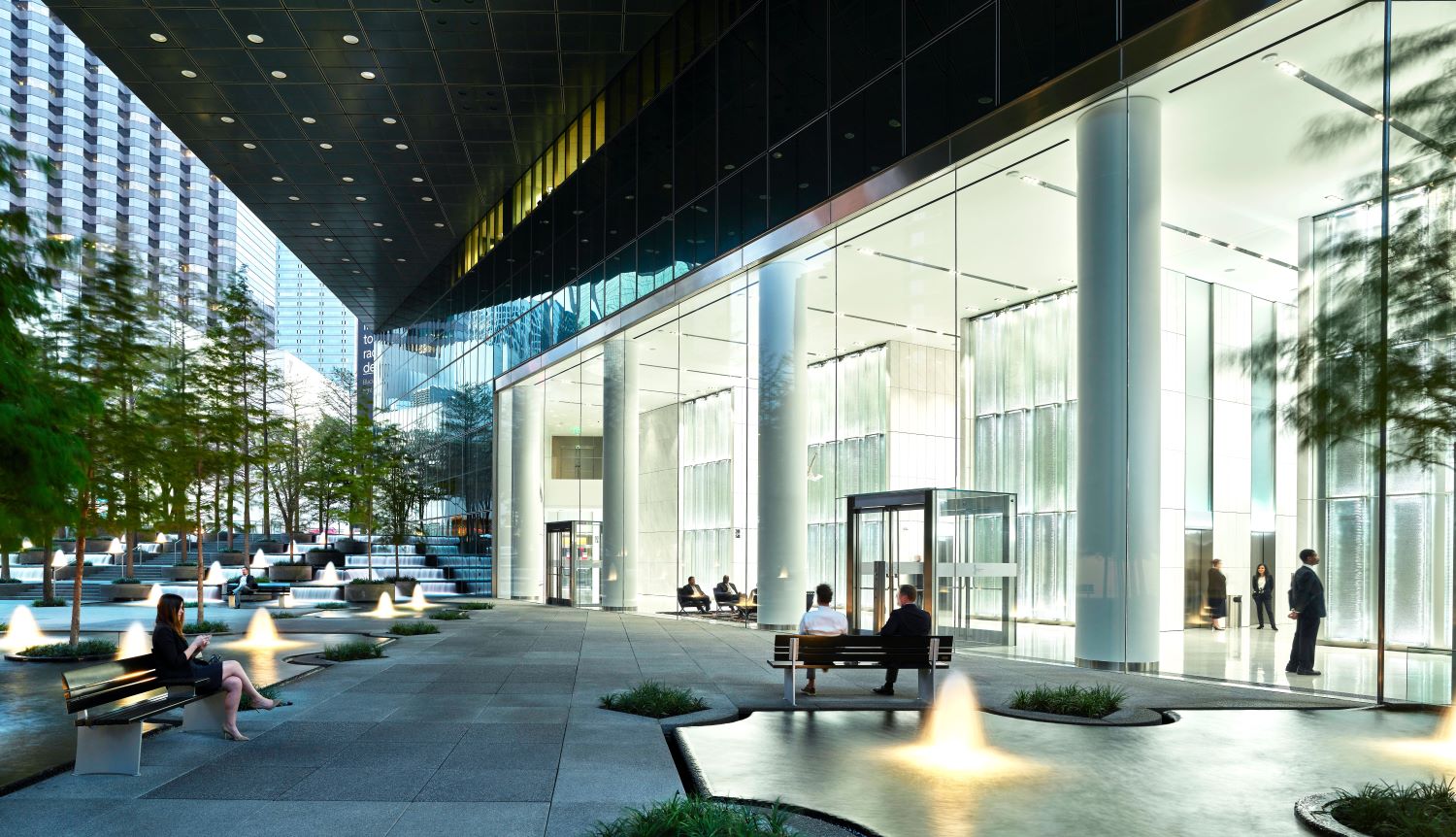 courtyard and fountain area at Fountain Place