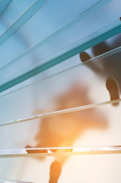 people walk over glass floor/ roof