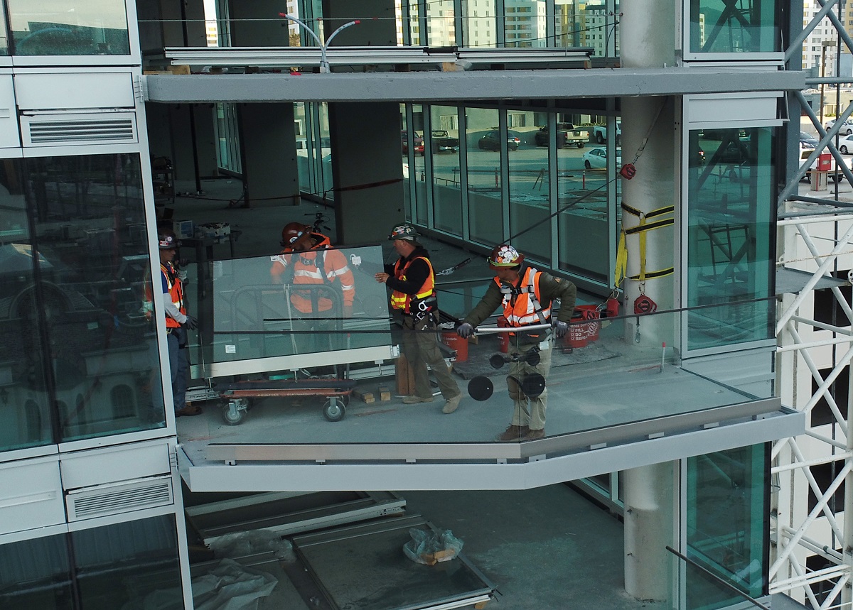 glaziers install railing systems