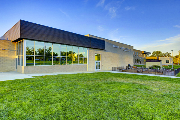 Emerald Elementary School exterior