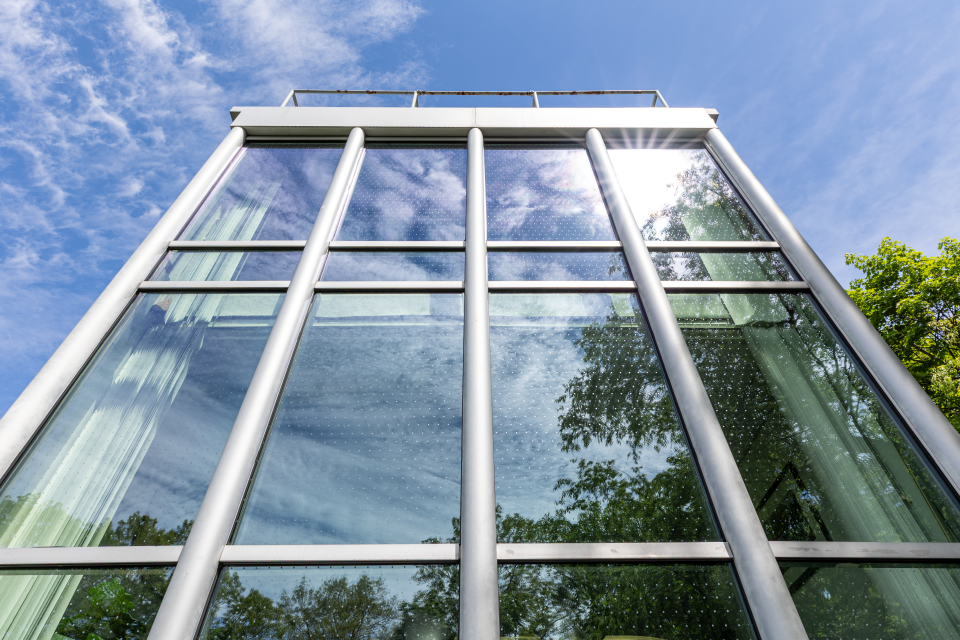 bird-friendly patterned glass