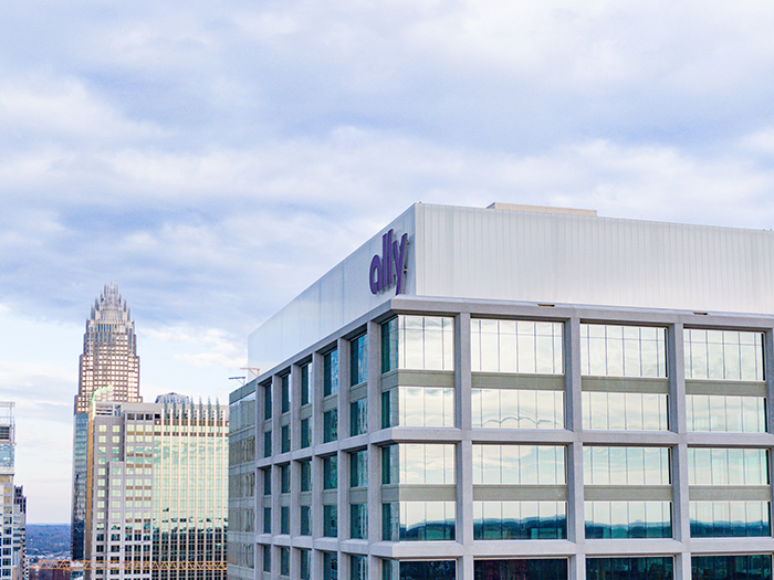 The 26-story, 750,000 square foot Ally Charlotte Center is the first building in Charlotte, North Carolina to be completed with a long-span, high-load polycarbonate glazing panel system.