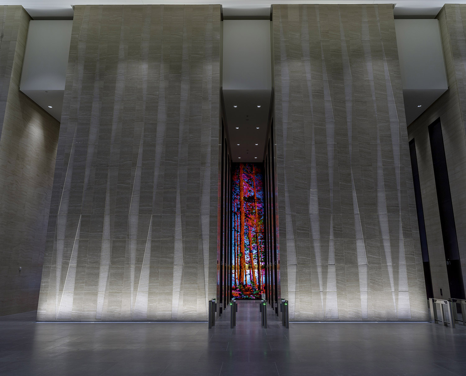 The interior of 81 Bay St, CIBC Square in Toronto, Canada features an arresting public art project, created by artist Steve Driscoll and fabricated by Imagic Glass. 