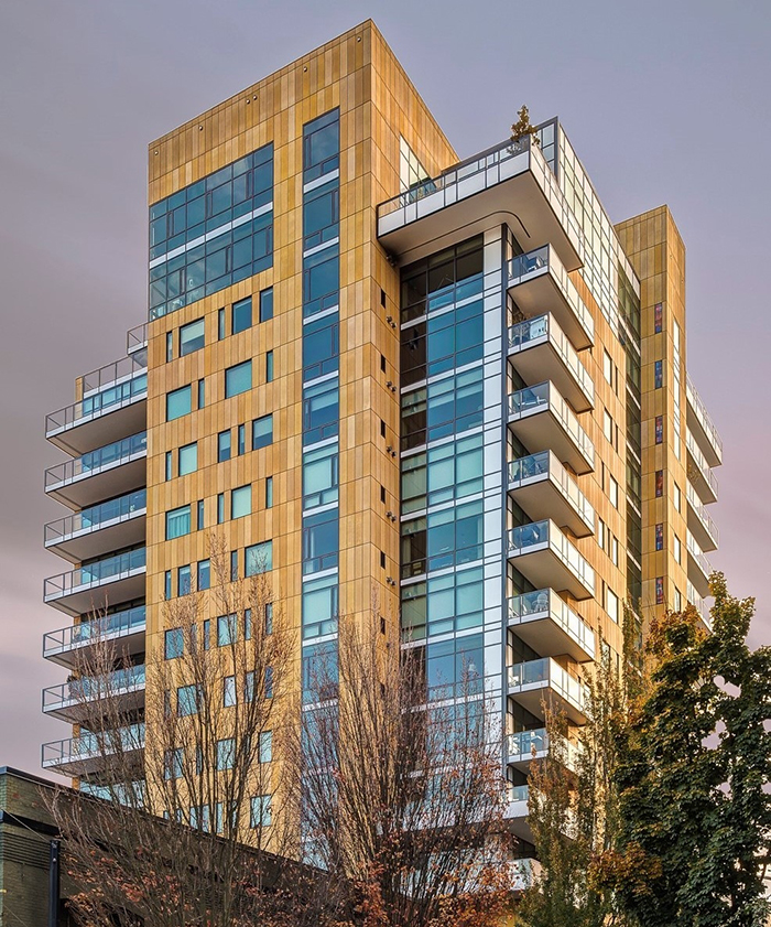 The Casey in Portland, Oregon, features Solarban 70 glass, Starphire glass and White Spandrel Glass.