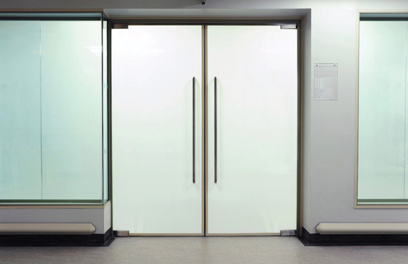 switchable glass opaque hospital wall