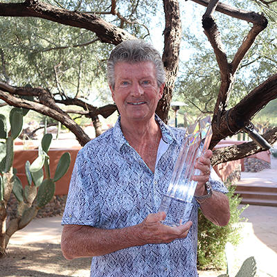 FGIA Presents First-Ever FGIA Lifetime Achievement Award to Georges Thiret During Hybrid Fall Conference FGIA Presents First-Ever FGIA Lifetime Achievement Award to Georges Thiret During Hybrid Fall Conference